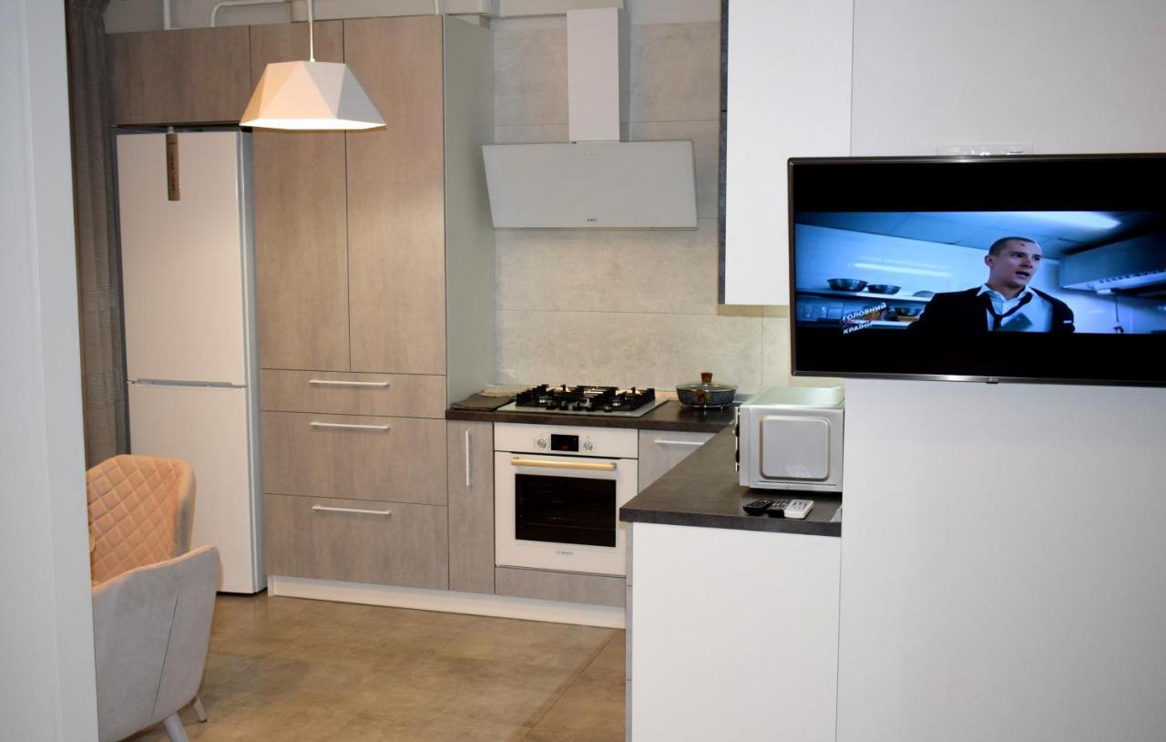 Apartment On Volodymyra Stelmakha 1B Rivne Kültér fotó